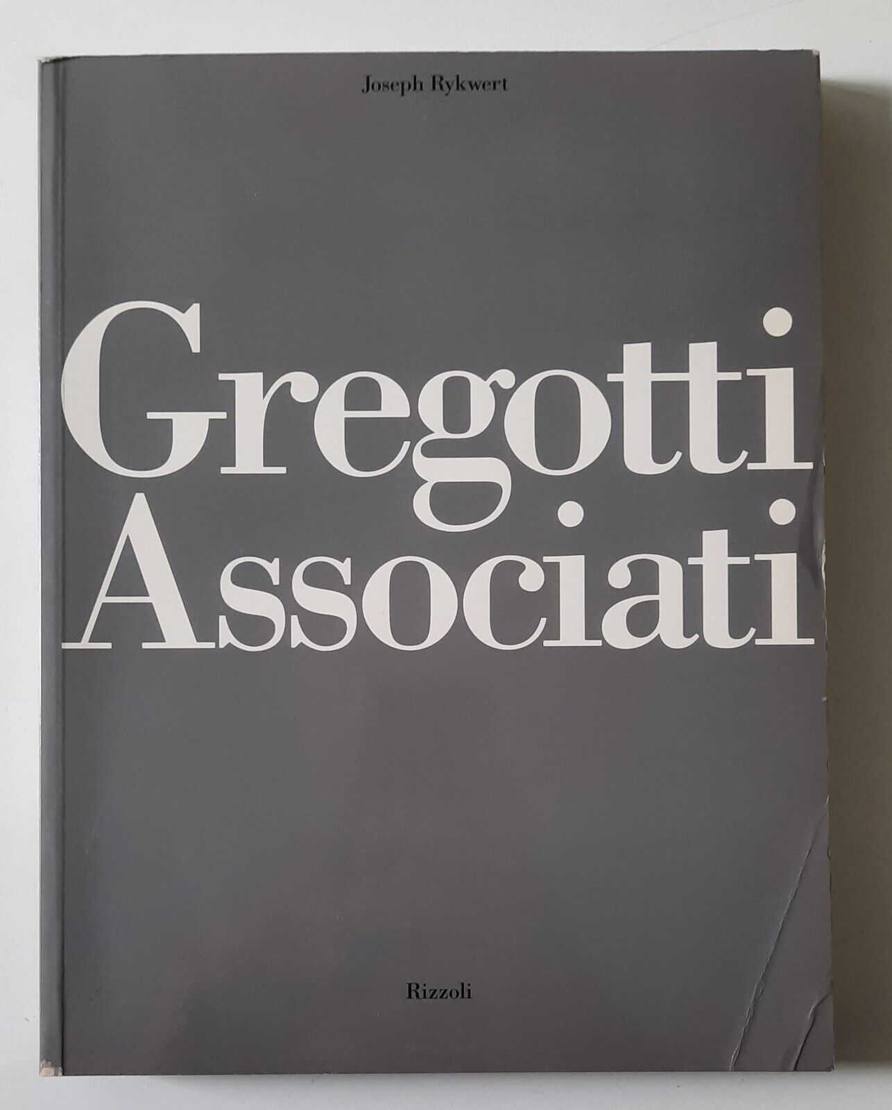 J. RYKWERT GREGOTTI ASSOCIATI RIZZOLI 1995