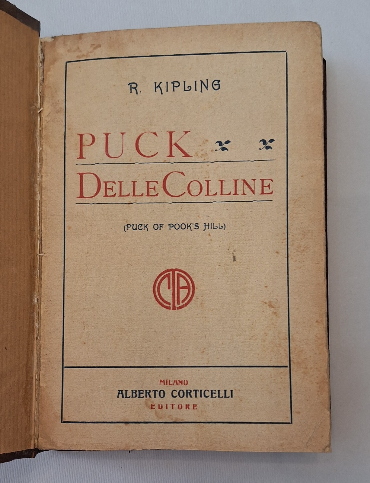KIPLING PUCK DELLE COLLINE CORTICELLI 1927