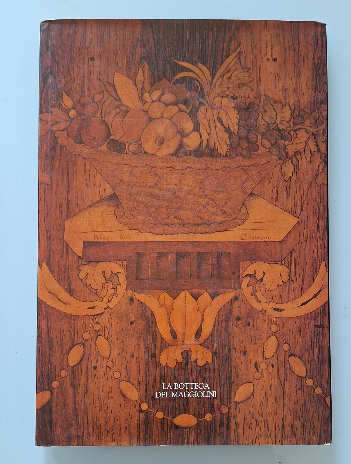 LA BOTTEGA DEL MAGGIOLINI OLIVARES & OLIVARES 1988