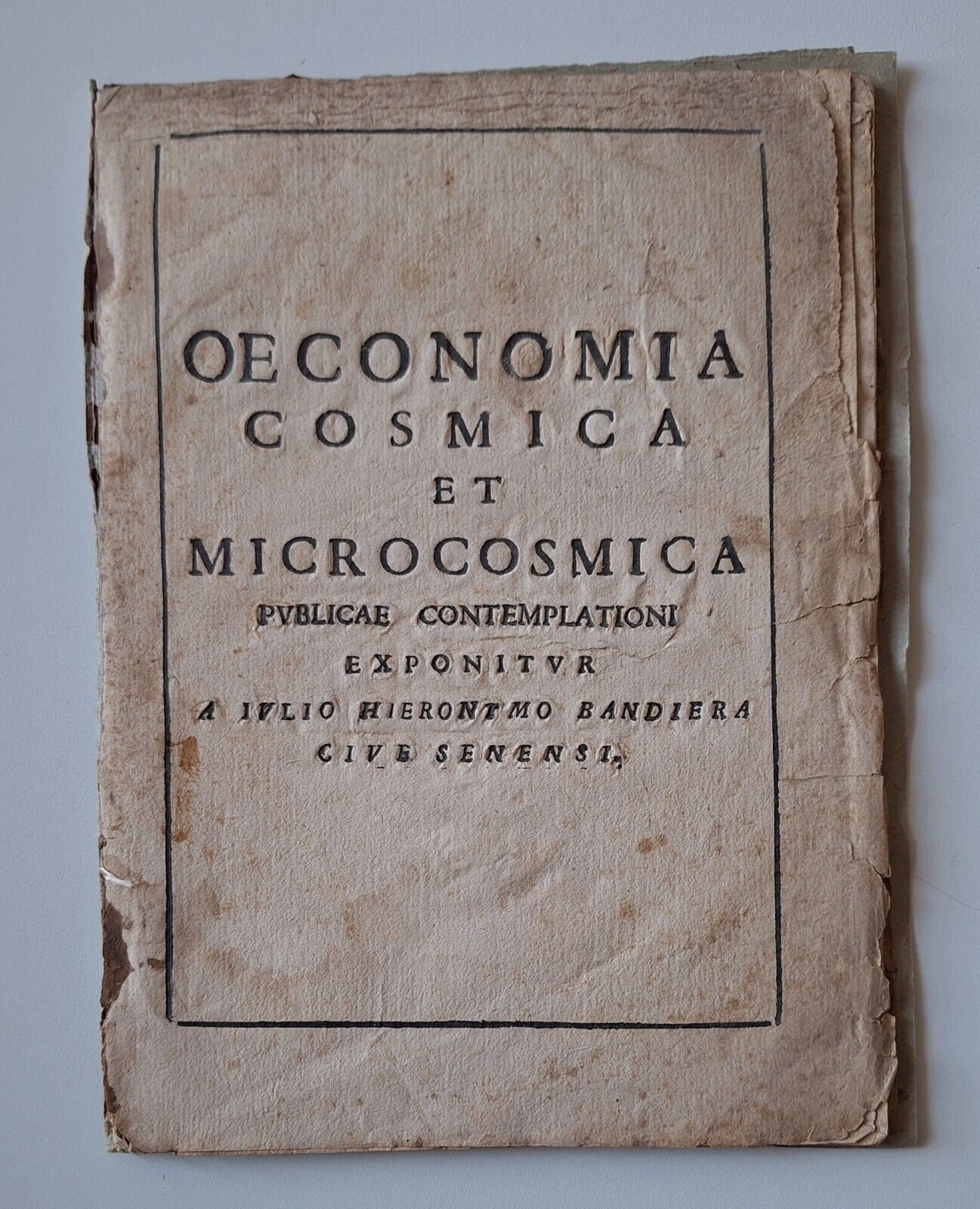 OECONOMIA COSMICA MICROCOSMICA IULIO HIERONIMO BANDIERA SENIS TYP PUBLICI 1690