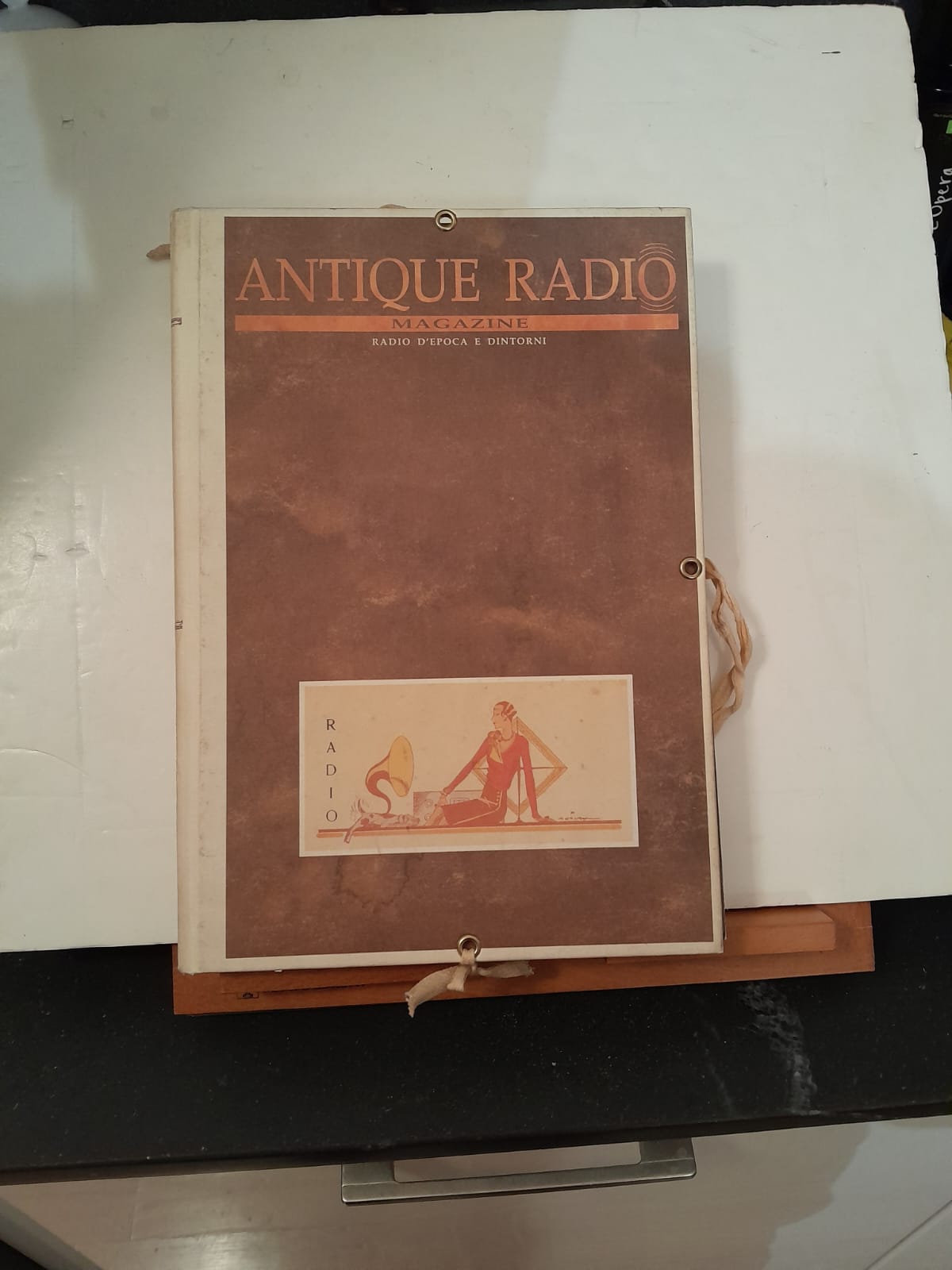 Antique radio news