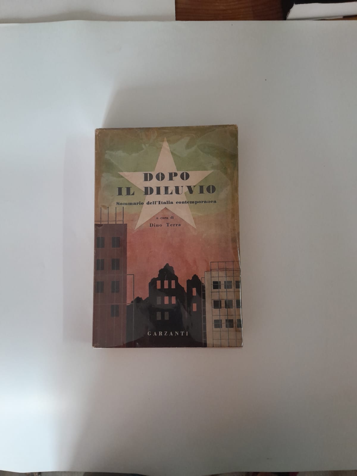 Dopo il diluvio Sommario dell'Italia contemporanea