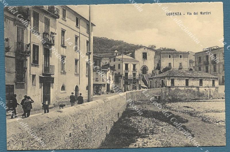 Calabria. COSENZA. Via dei Martiri. Cartolina inizio &#39;900.