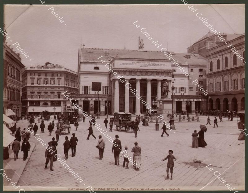 Liguria, GENOVA. Piazza De&#39; Ferrari. Grande fotografia originale, fine 1800