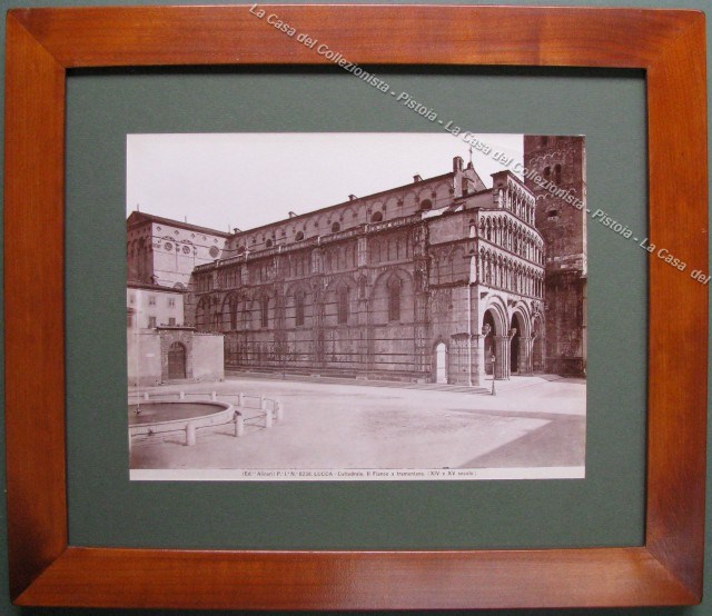 LUCCA. Cattedrale. Il Fianco a tramontana. Fotografia originale all&#39;albumina. Studio …