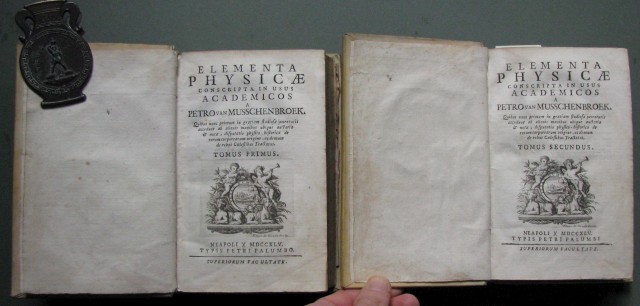 (Meccanica, fisica, astronomia, ottica - Figurato &#39;700) MUSSCHENBROEK PIETER (VON)