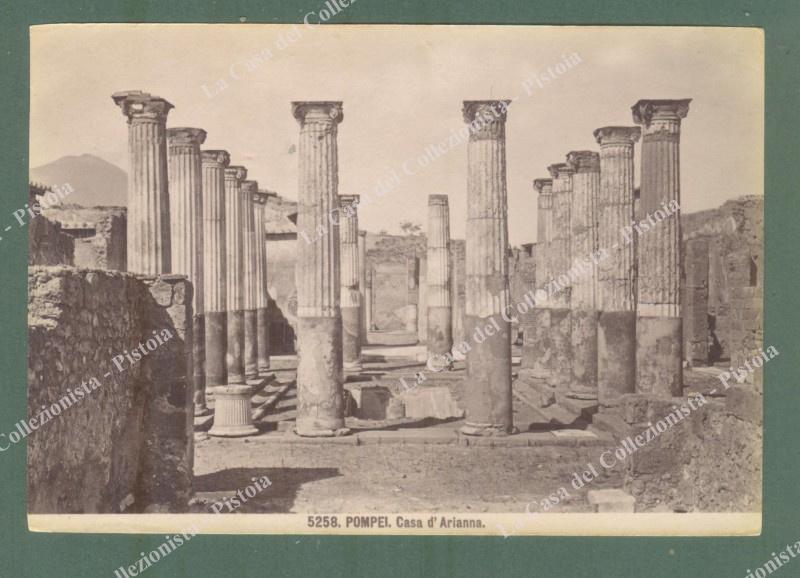 POMPEI, Napoli. Casa d&#39;Arianna. Fotografia originale all&#39;albumina, scattata dallo Studio …