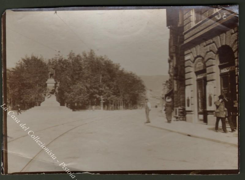 TRIESTE. Foto d&#39;epoca. Via Stadion (oggi via Cesare Battisti) e …