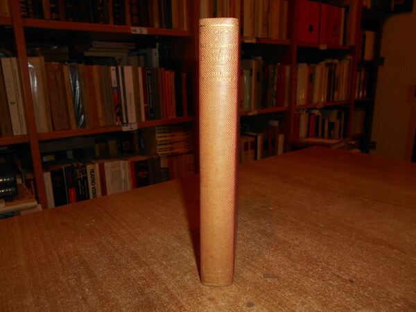 A Bibliography of Dancing