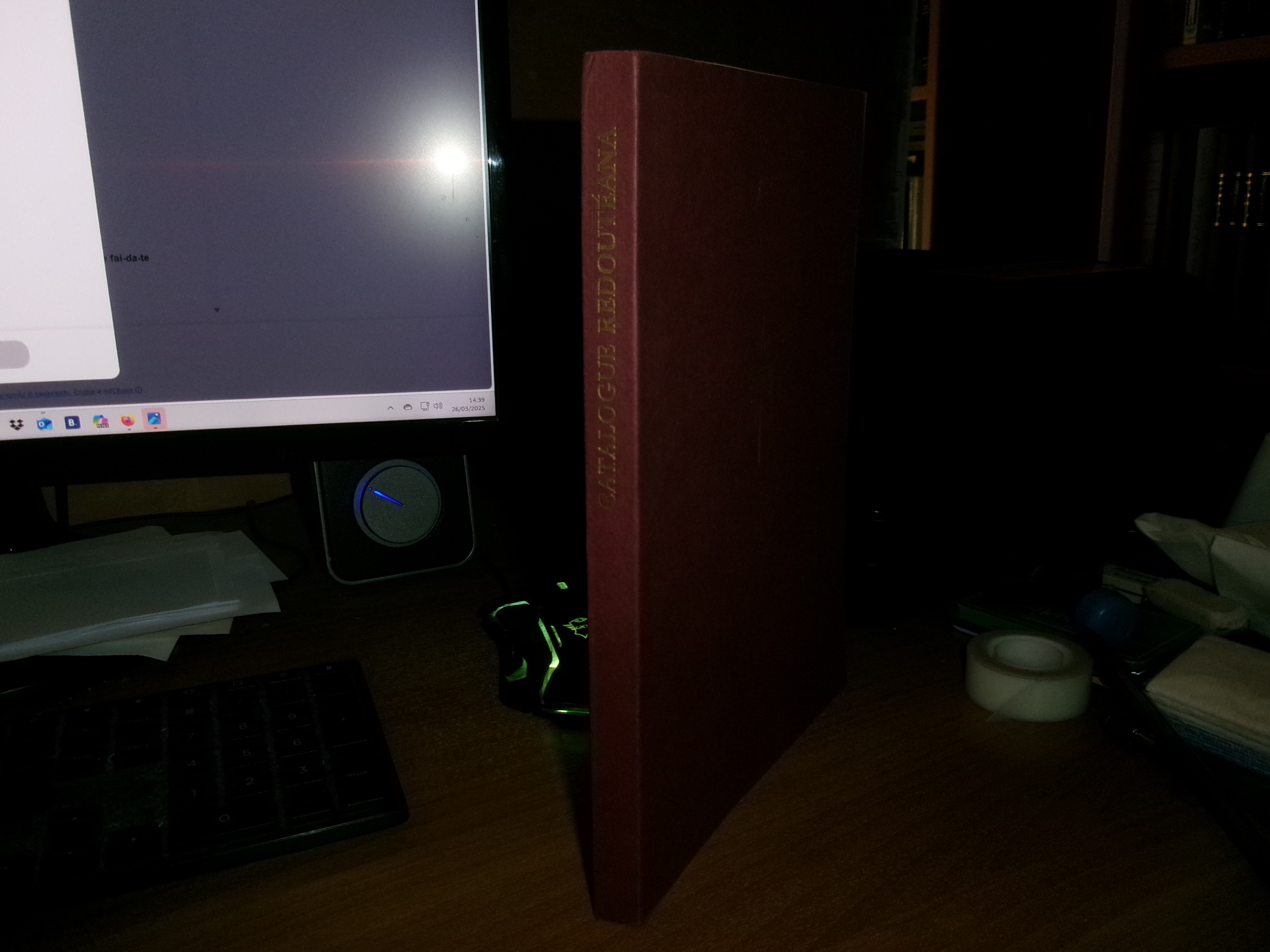 A CATALOGUE OF REDOUTEANA EXHIBITED AT THE HUNT BOTANICAL LIBRARY …