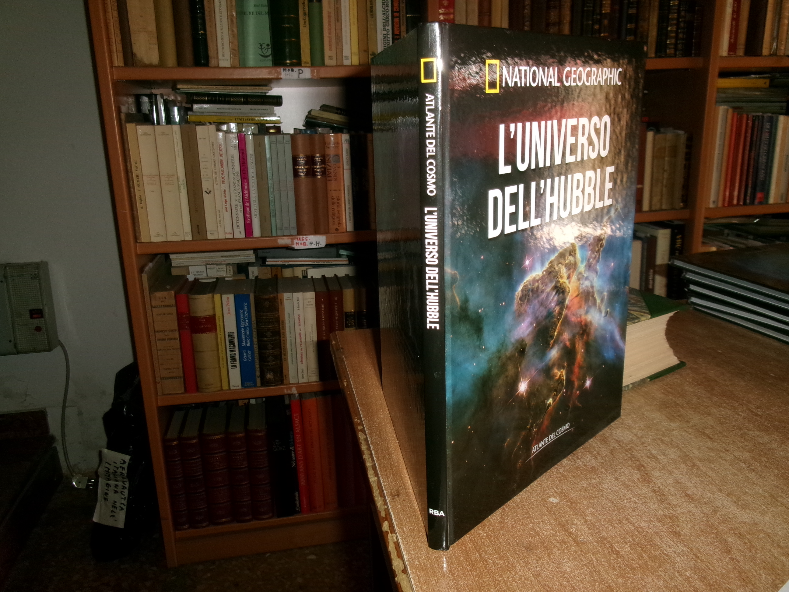 Atlante del Cosmo. L' Universo dell' HUBBLE - National Geographic. …