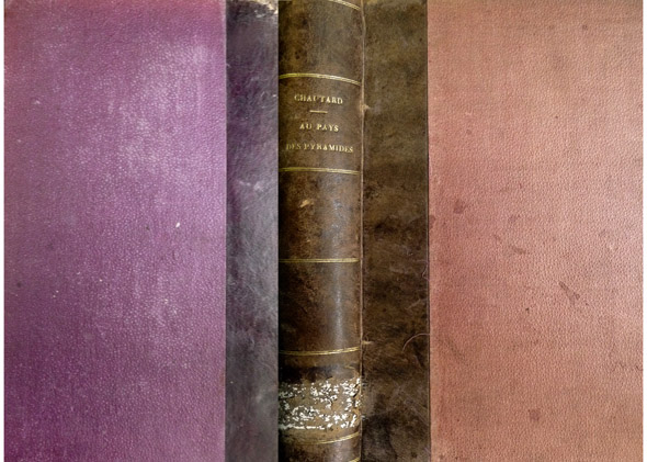 Au Pays des Pyramides.