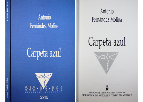 Carpeta azul.