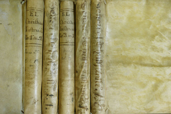 El Cristiano Instruido en su Ley. Discursos Morales. Traducidos en …