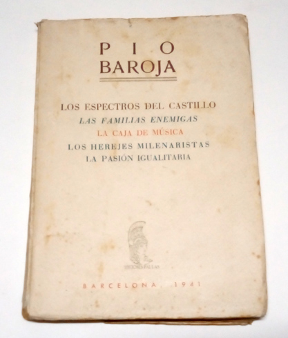 Los espectros del castillo. Las familias enemigas. La caja de …