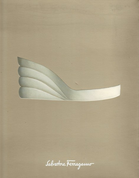 Salvatore Ferragamo Cartella di schede di oggetti fashion storici del …
