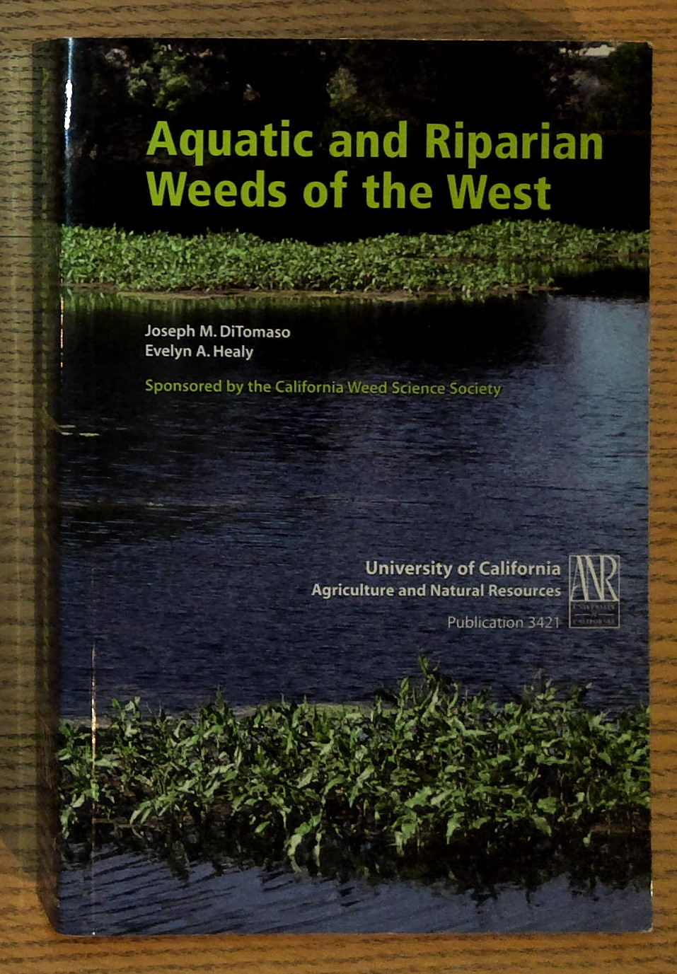 Aquatic and Riparian Weeds of the West