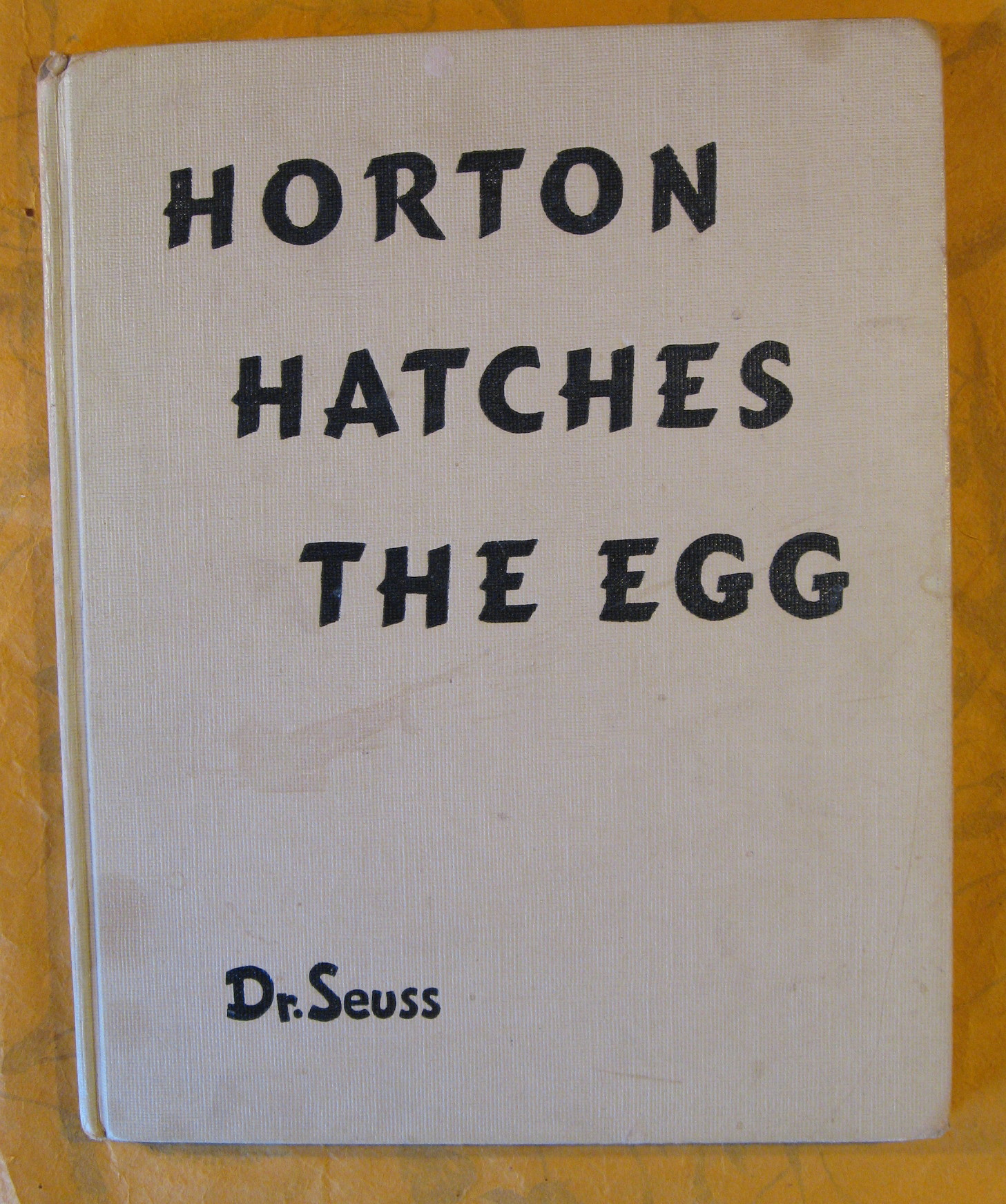 Horton Hatches the Egg