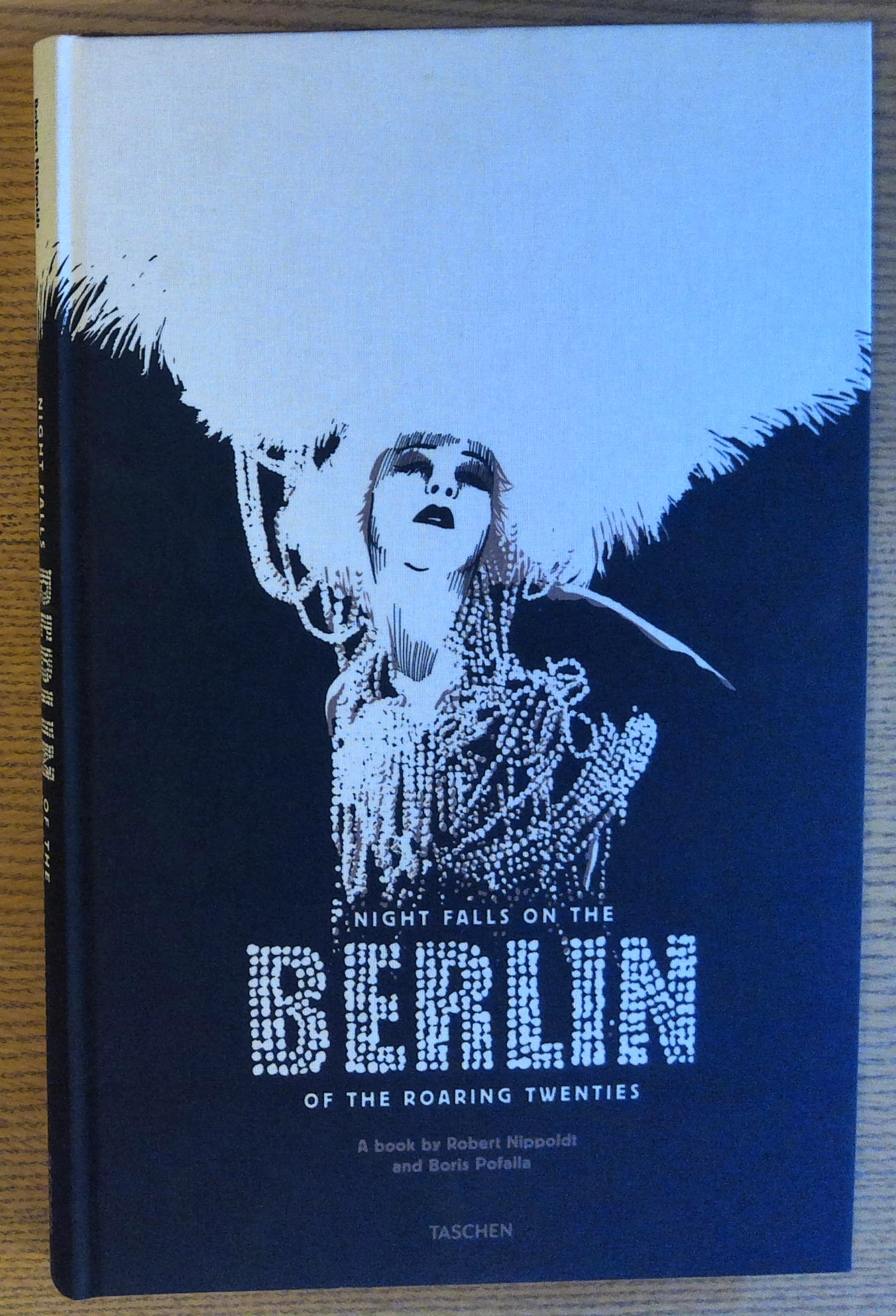 Night Falls on the Berlin of the Roaring Twenties