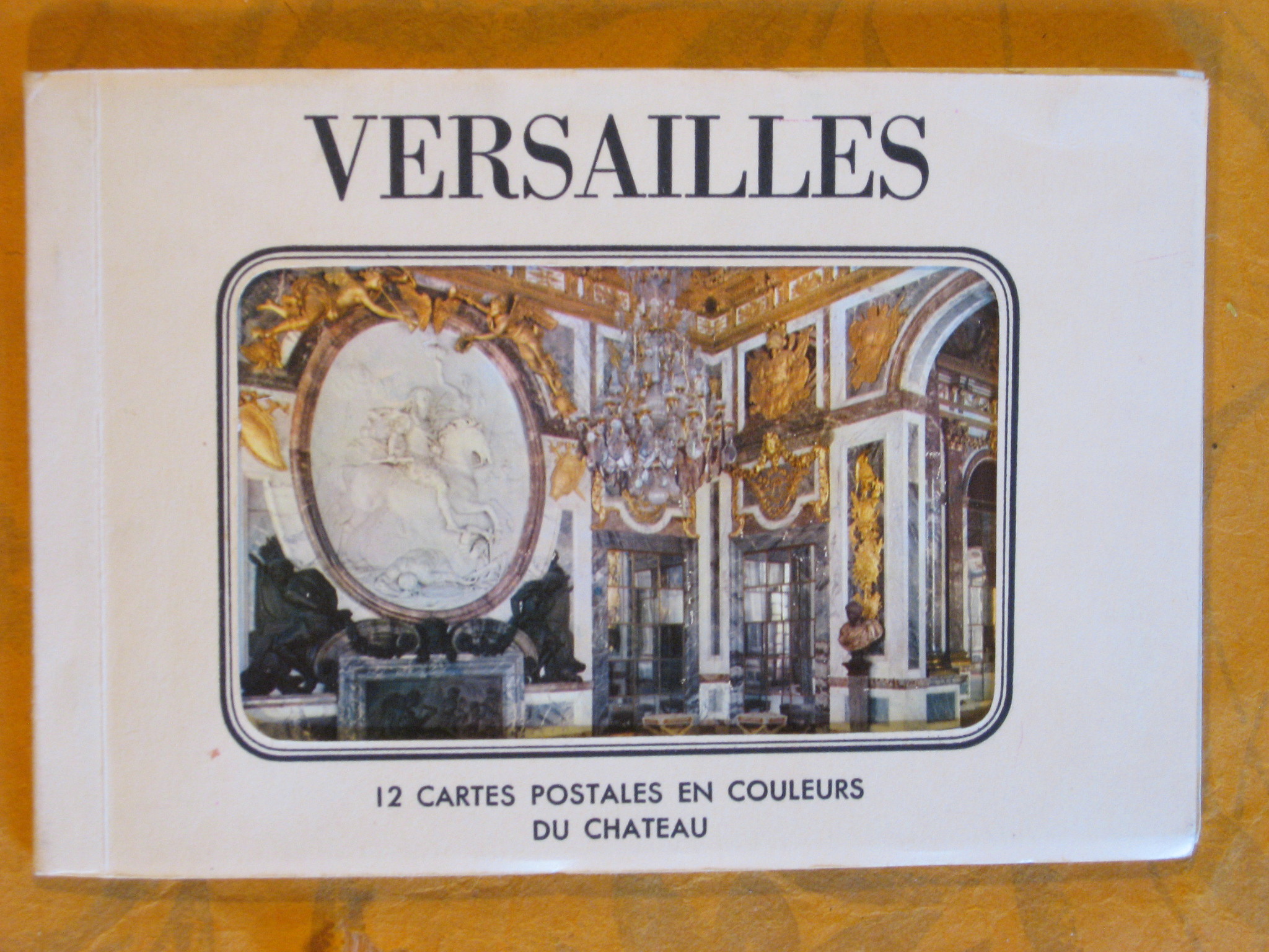 Versailles: 12 Cartes Postales En Couleurs Du Chateau