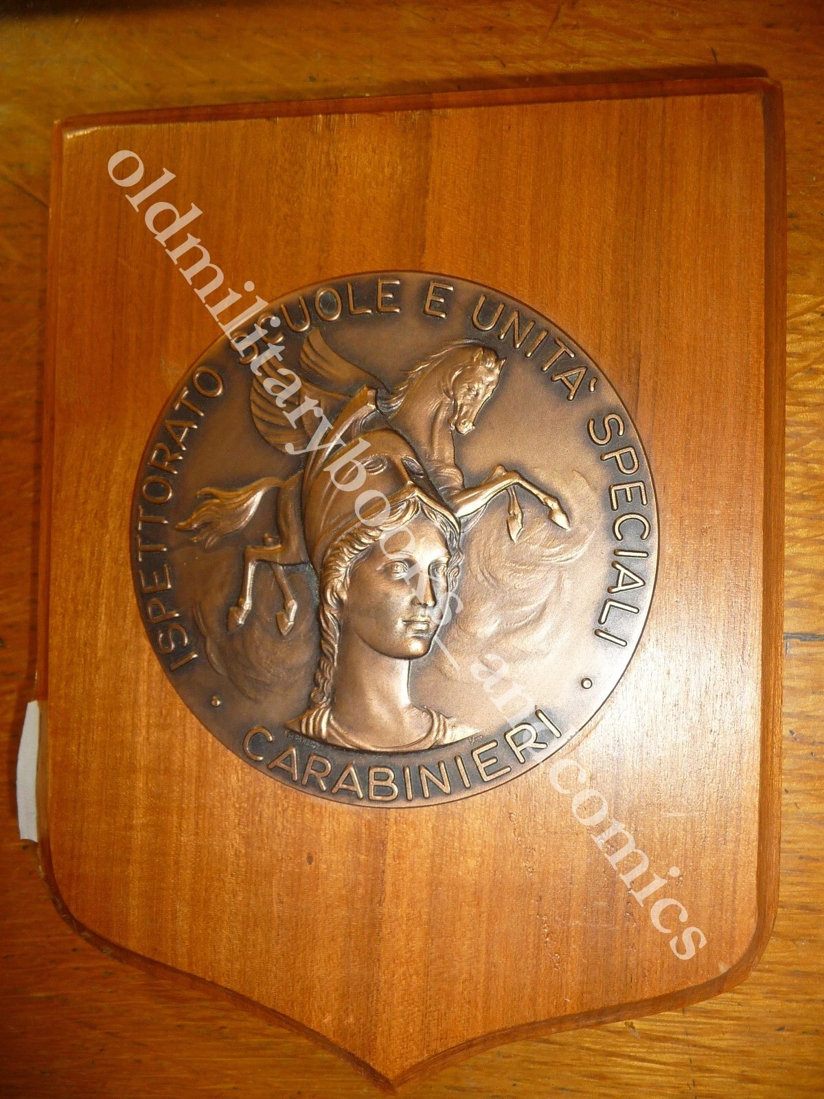 029 CREST EMBLEMA MILITARE ISPETTORATO SCUOLE E UNITA SPECIALI CARABINIERI