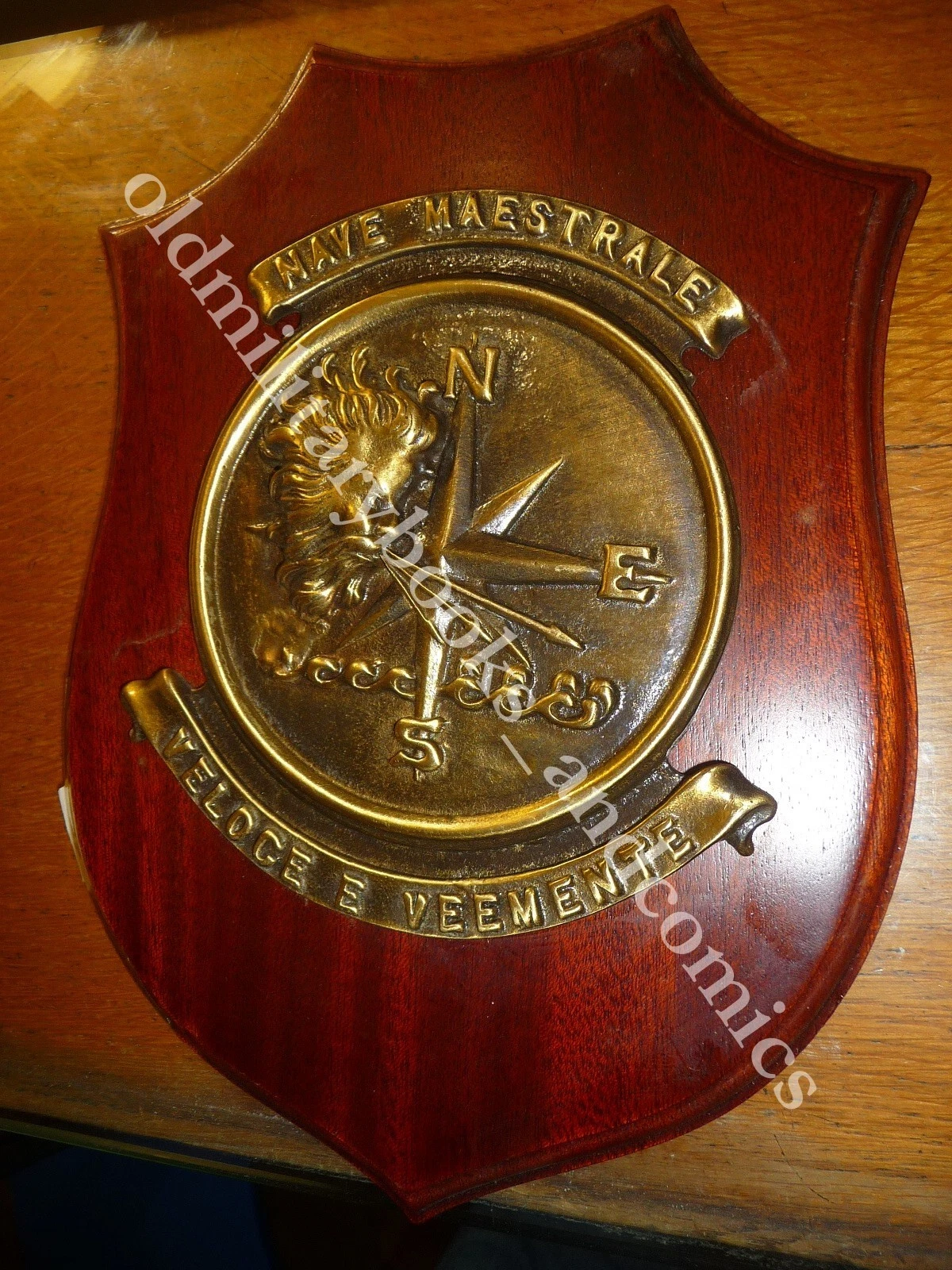 039 CREST EMBLEMA MILITARE NAVE MAESTRALE MOTTO VELOCE E VEEMENTE