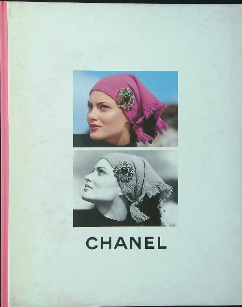 Chanel Boutique. Collection Automne-Hiver 1995-96