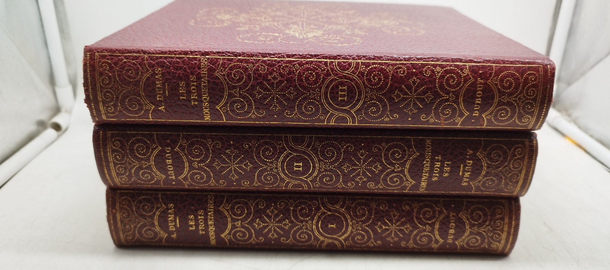 a dumas les trois mousquetaires 3 volumi