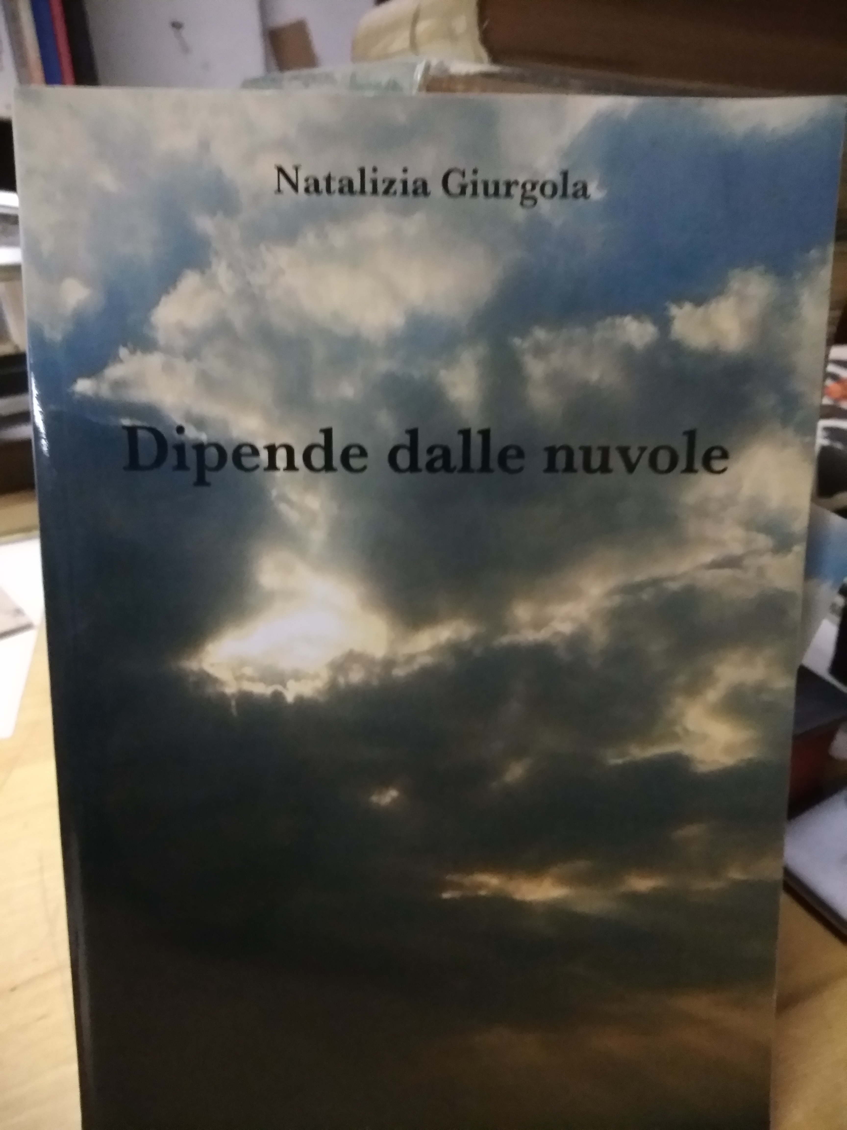 dipende dalle nuvole natalizia giurgola