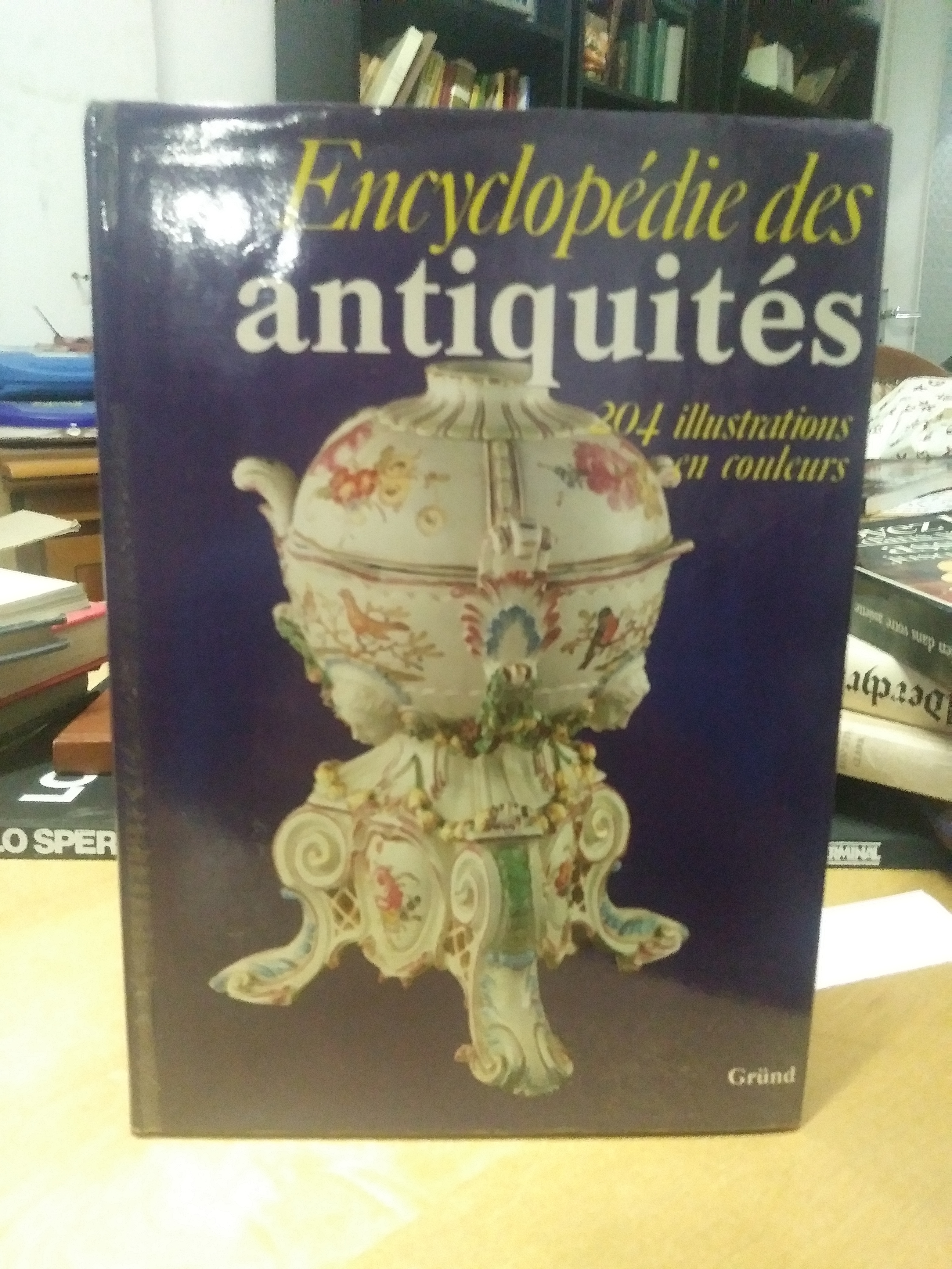 encyclopedie des antiquites 204 illustrations en coulurs