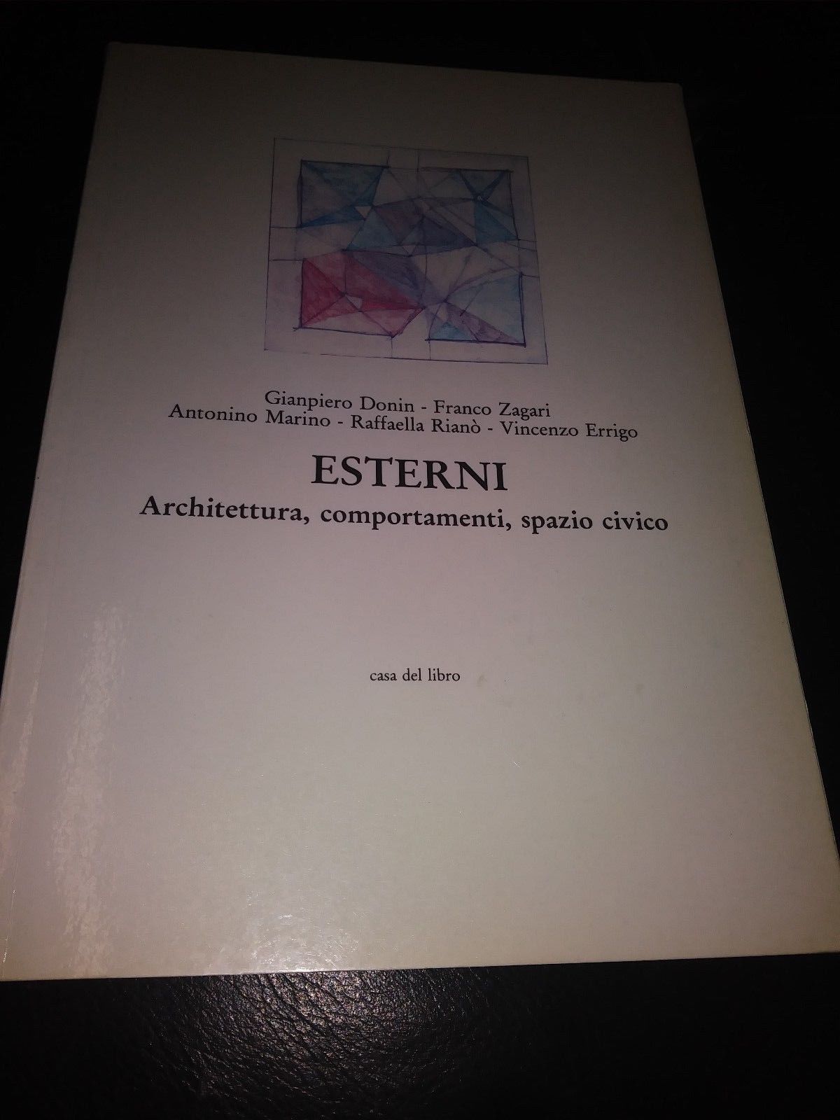 esterni architettura comportamenti spazio civico