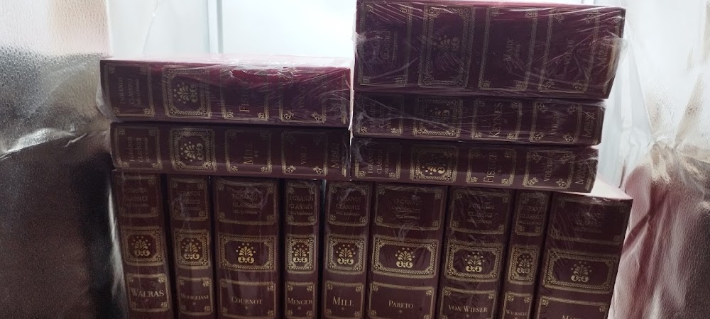 i grandi classici dell'economia 14 volumi chiusi ancora nel cellophane