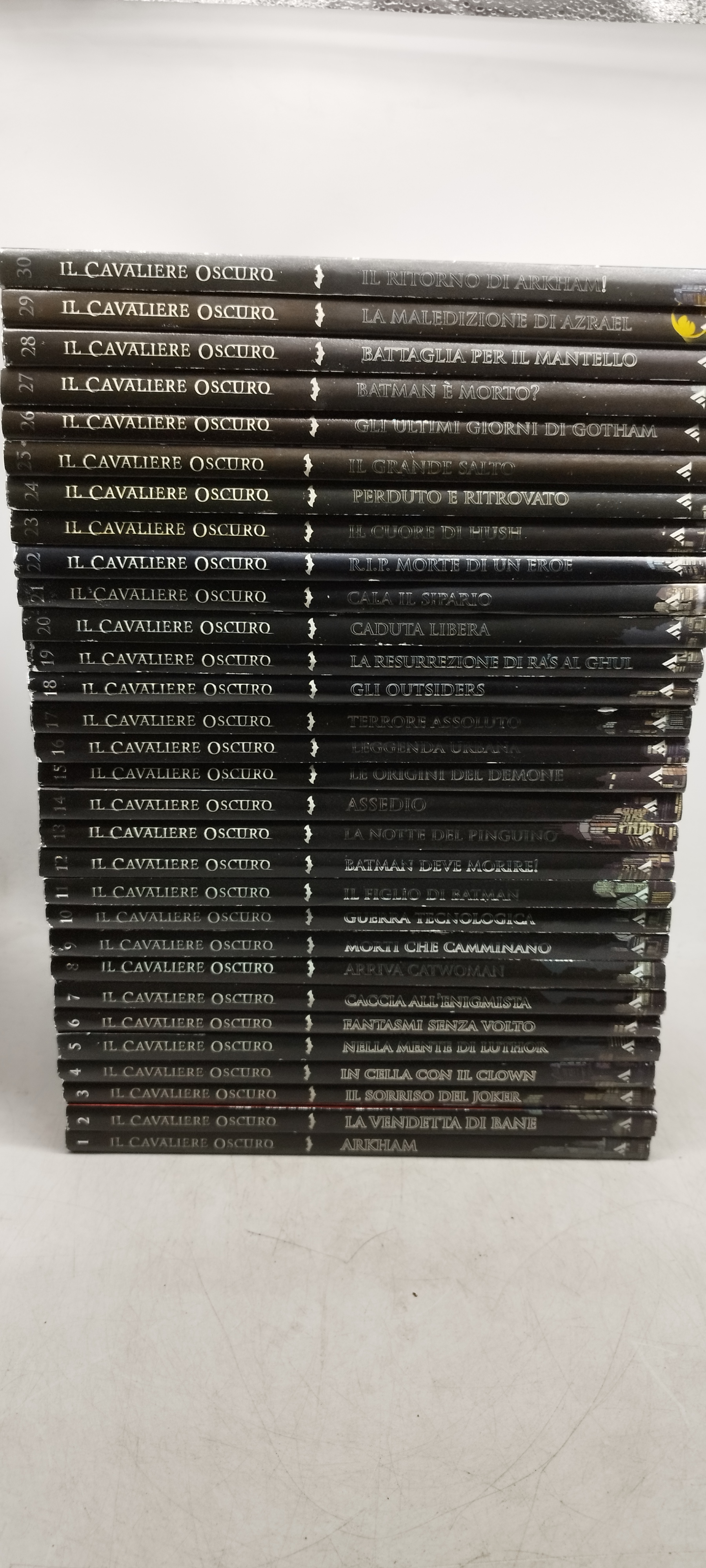 il cavaliere oscuro batman mondadori 1-30