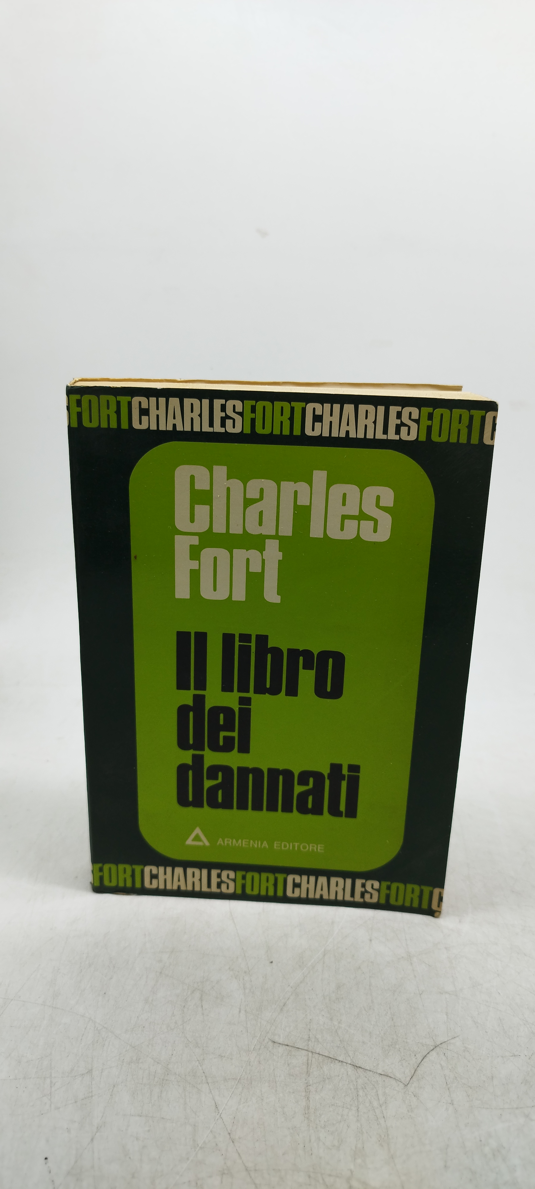 il libro dei dannati charles fort