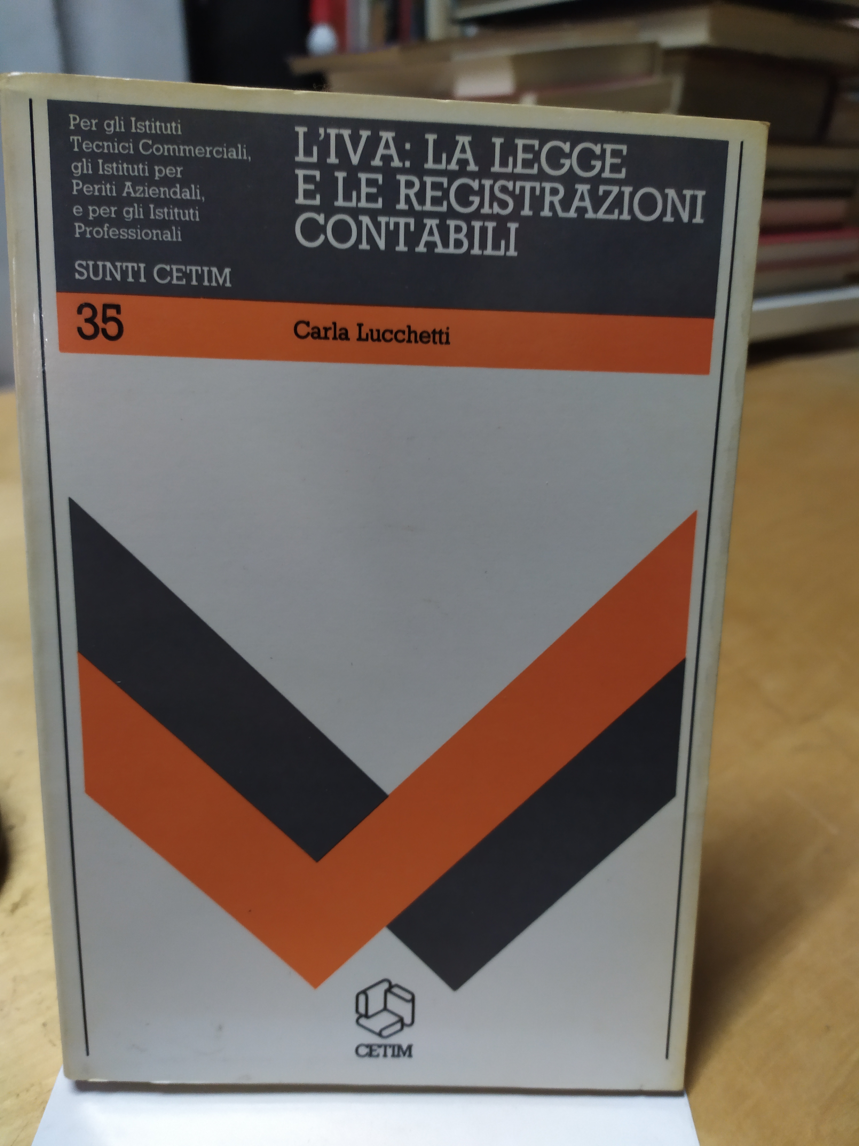 l'iva la legge e le registrazioni contabili carla lucchetti