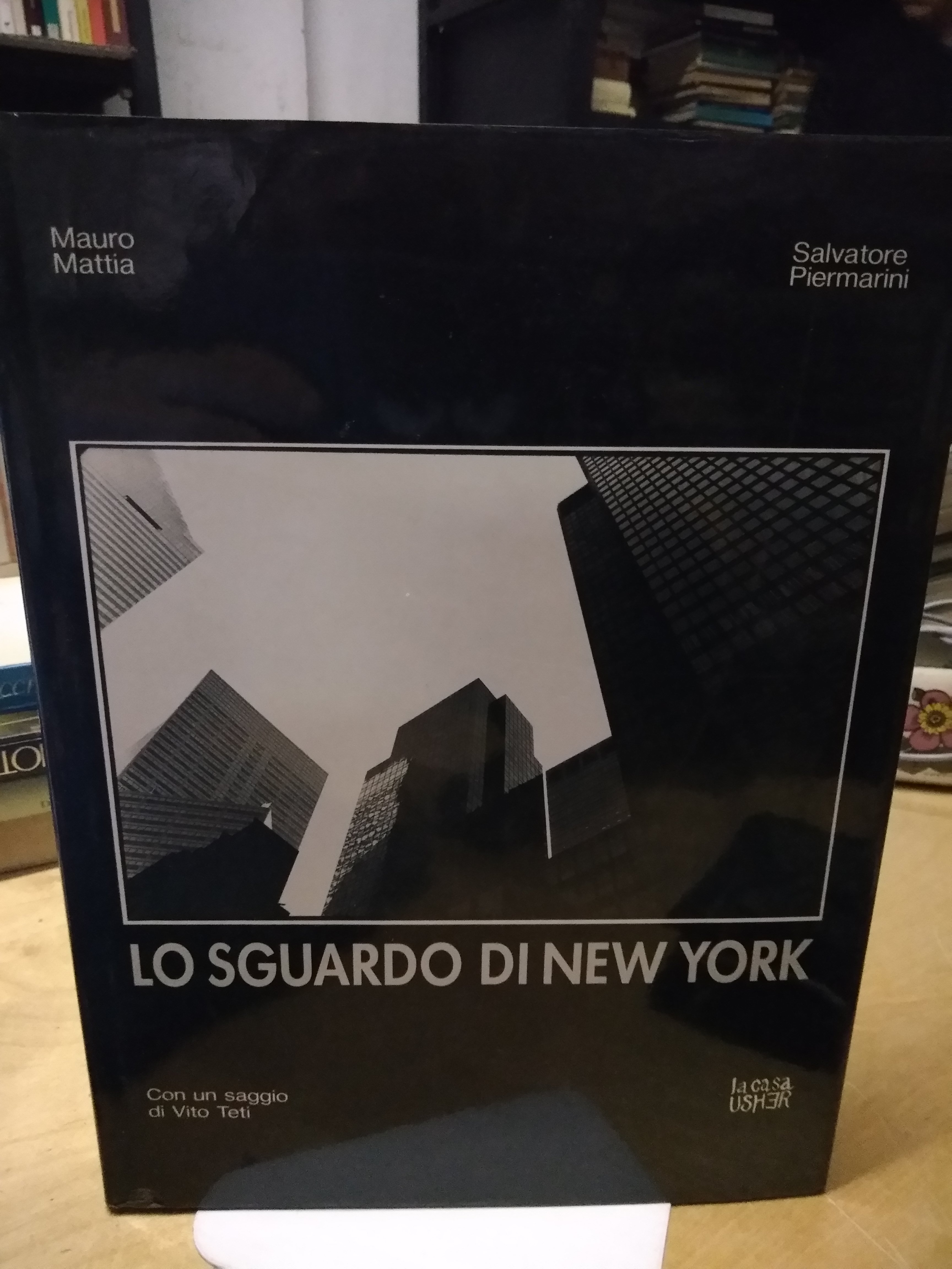 lo sguardo di new york con un saggio di vito …
