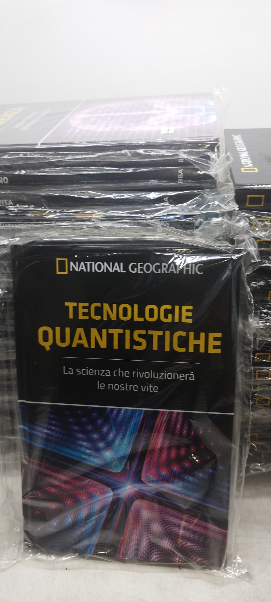national geographic frontiere scienza 34 volumi chiusi in cellophane
