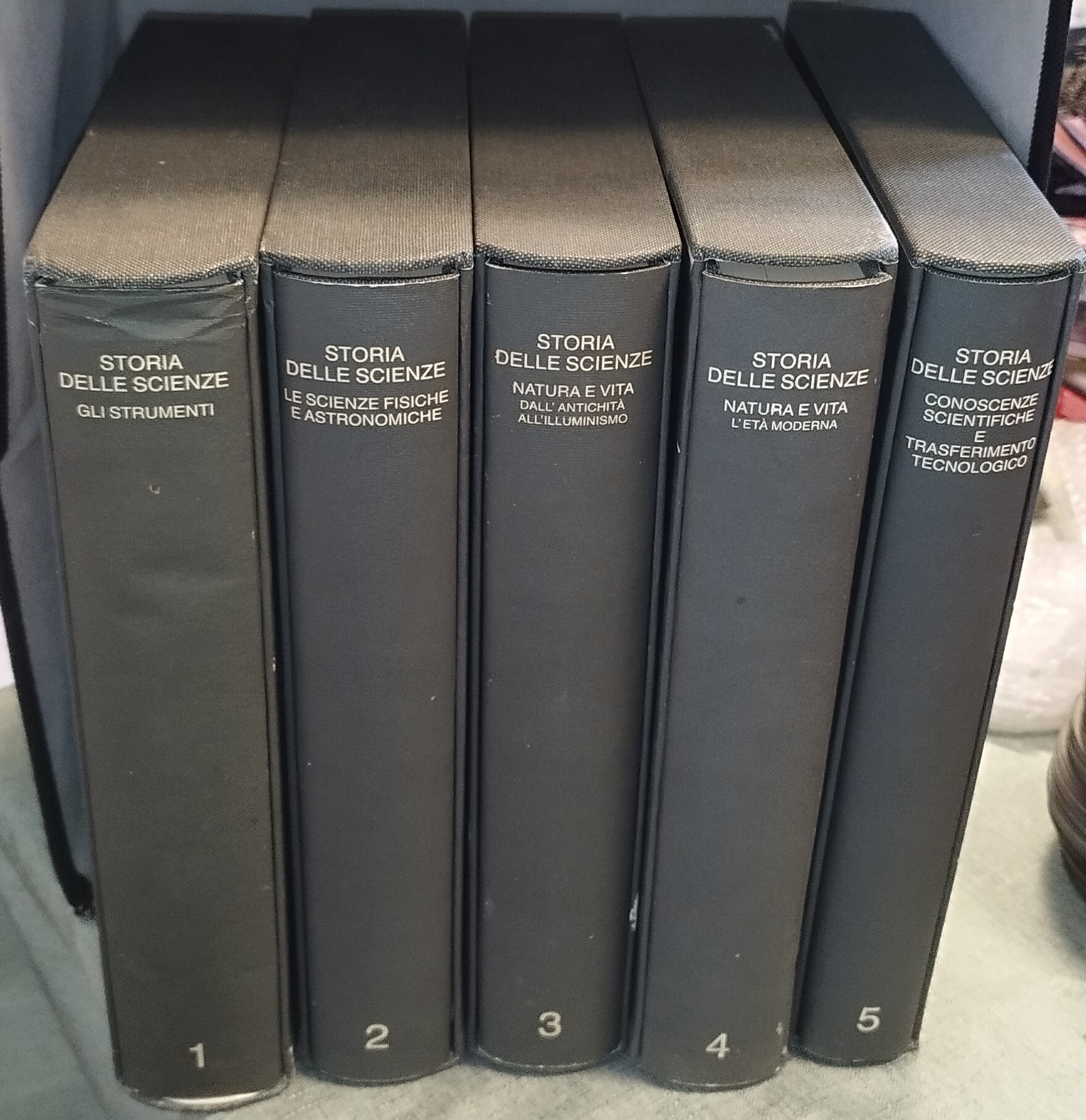storia delle scienze einaudi 5 volumi