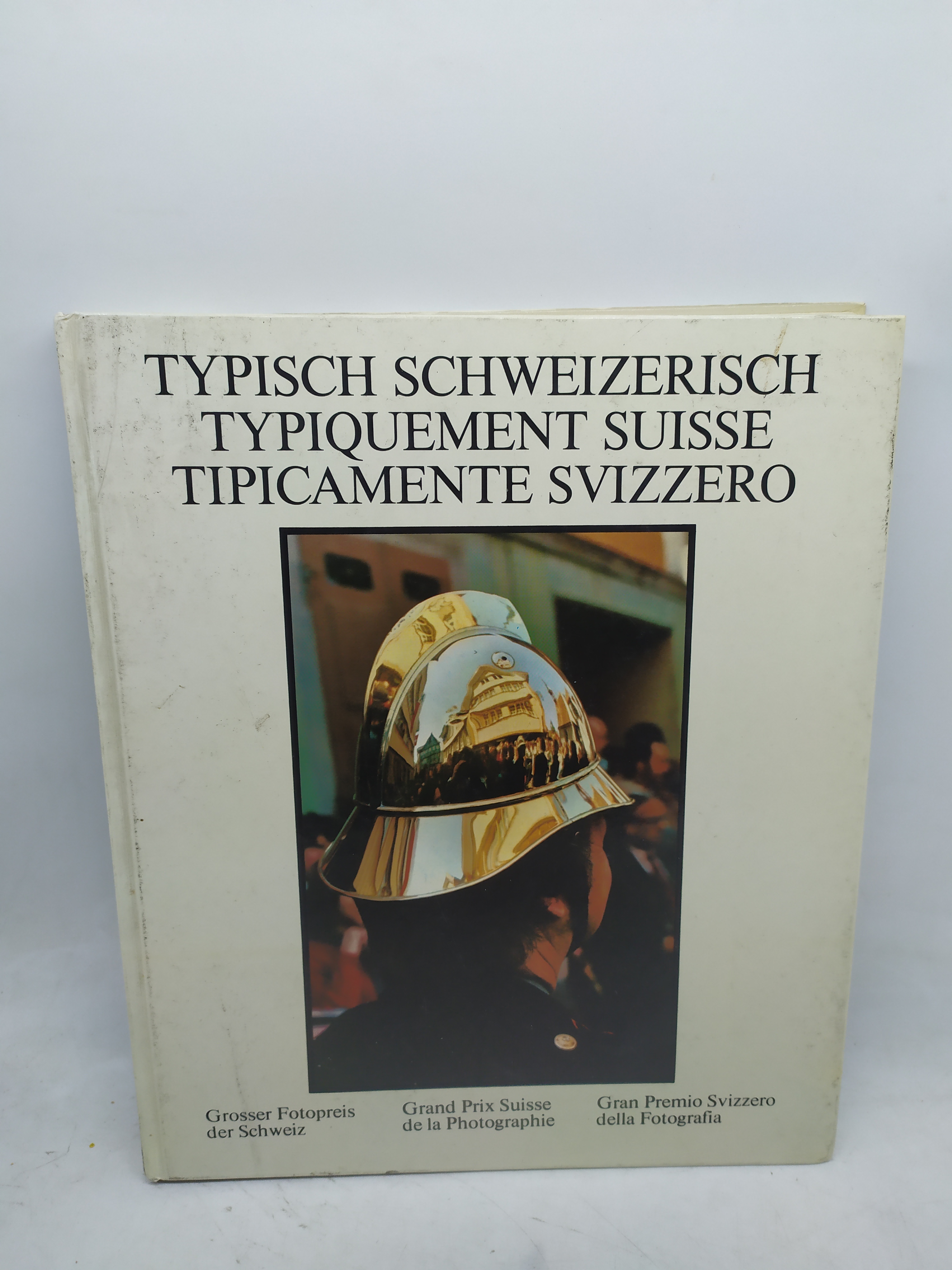 tipicamente svizzero, typiquement suisse, typisch schweizerisch