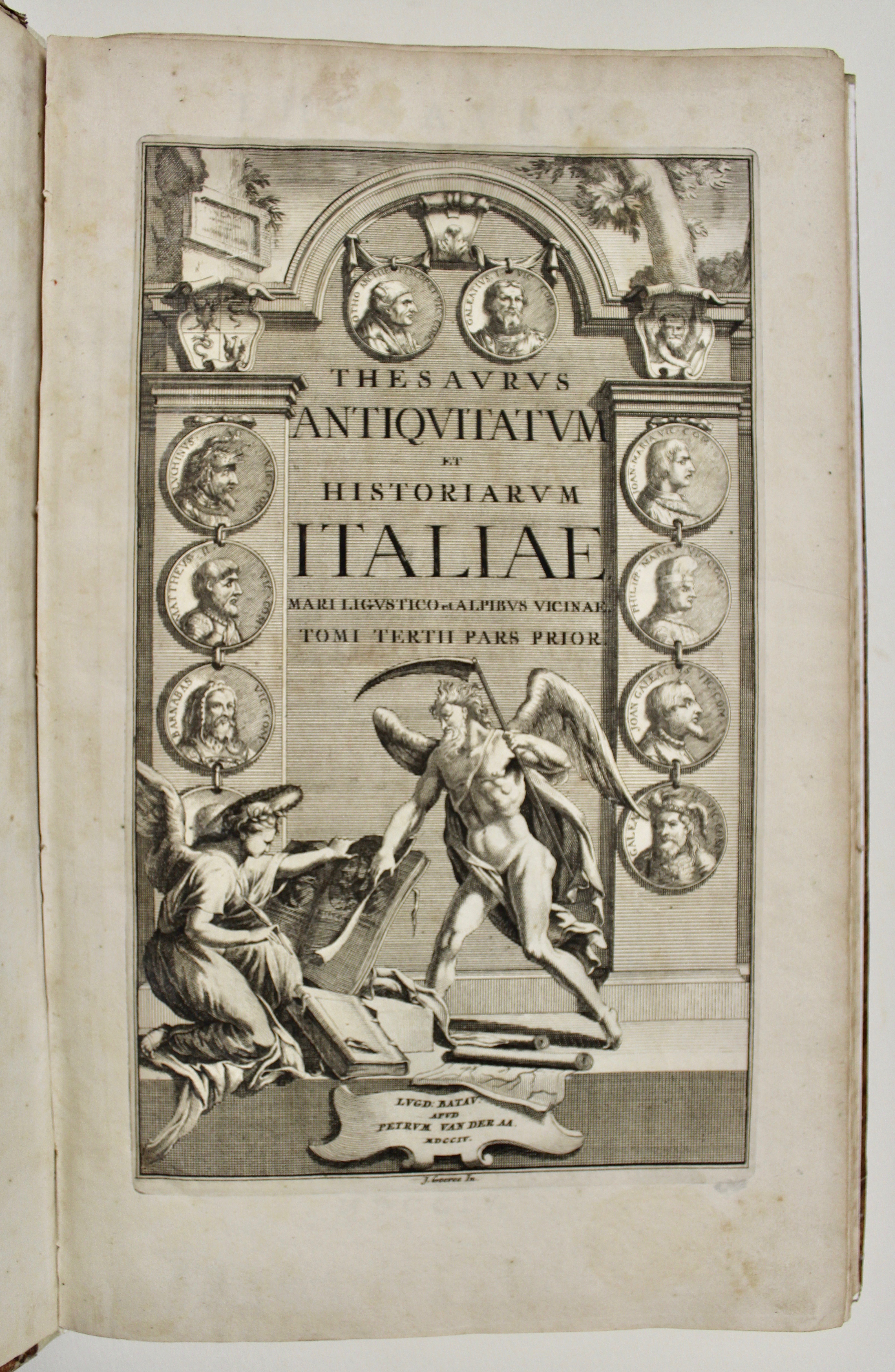 Antiquitatis Vicecomitum libri X. . (Insieme a:) GIOVIO PAOLO. Vitae …