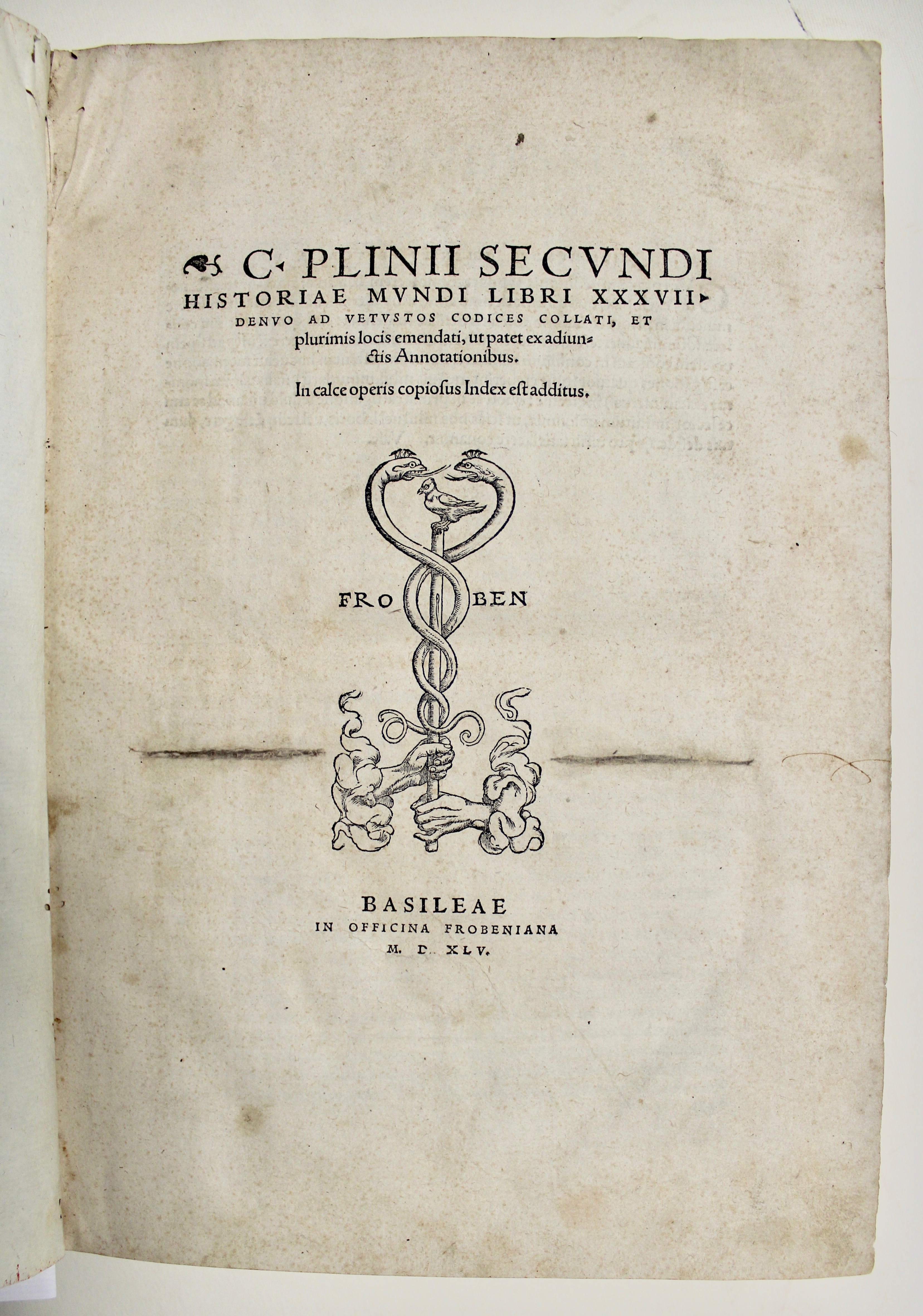 Historiae mundi libri XXXVII denuo ad vetustos codices collate, etplurimis …