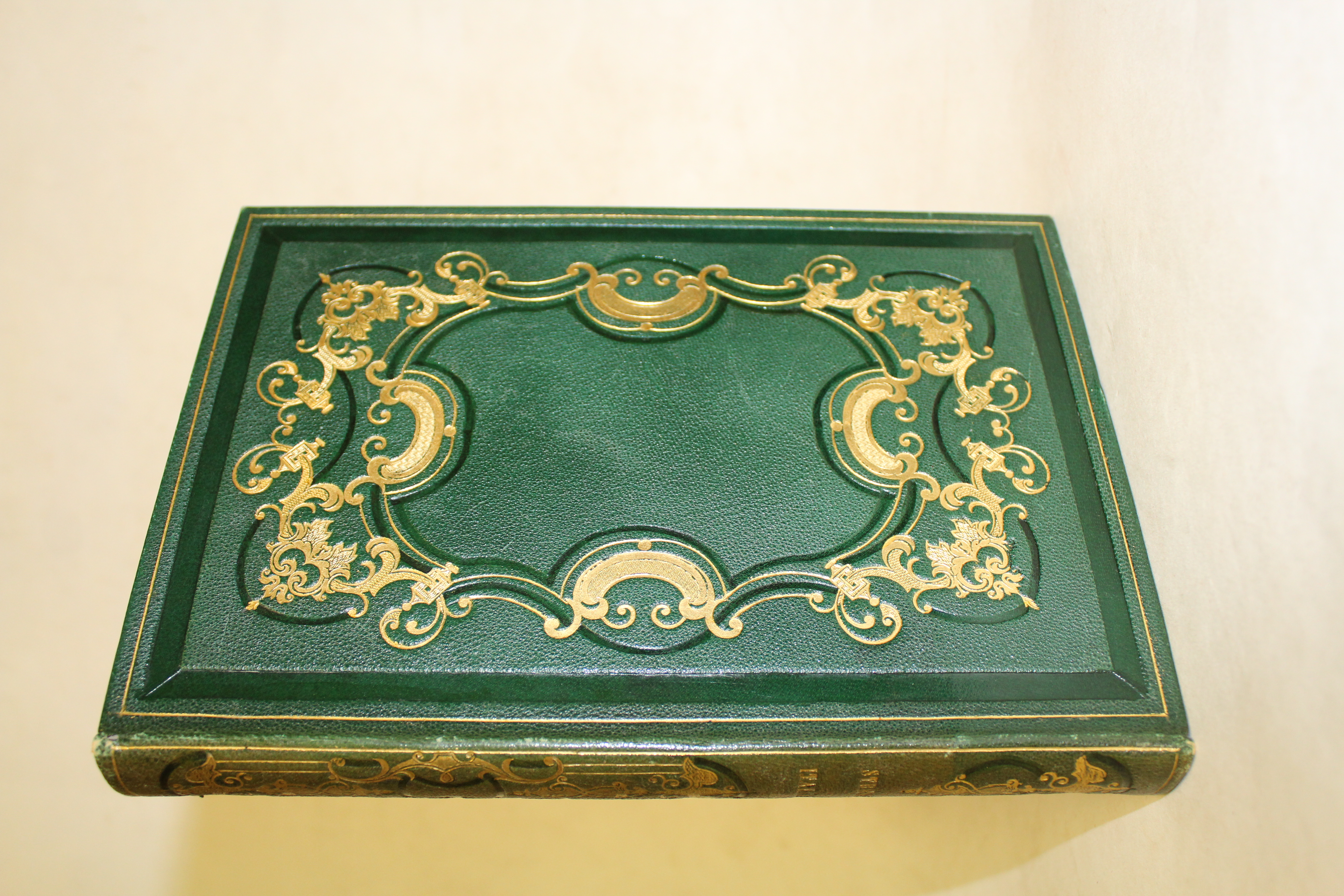 Strenna italiana per l'anno 1843.