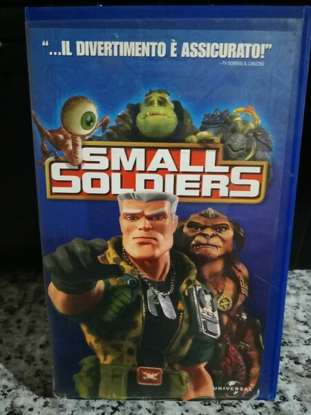 Small Soldiers vhs - 1999 -Universal -F