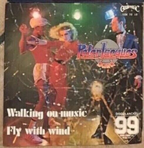 Walking On Music/Fly With The Wind VINILE 45 GIRI di …