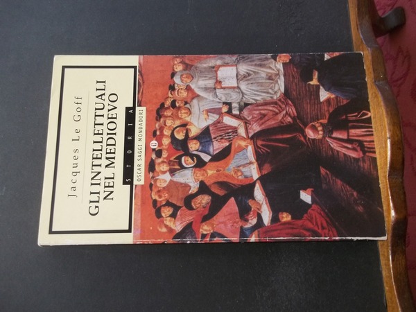 GLI INTELLETTUALI NEL MEDIOEVO