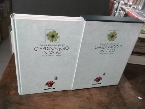 GRANDE ENCICLOPEDIA DEL GIARDINAGGIO IN VASO CASA TERRAZZO BALCONE