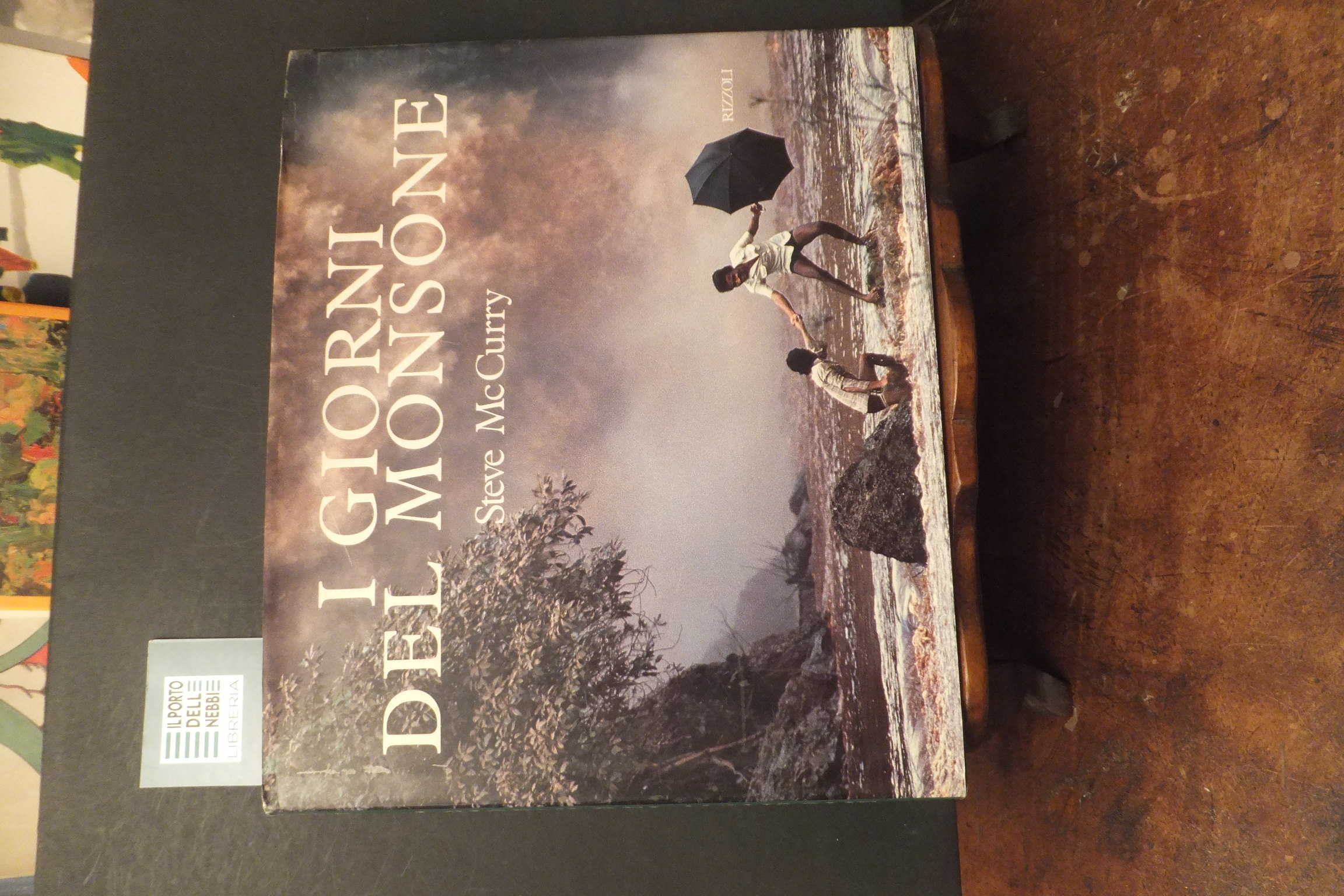 I GIORNI DEL MONSONE STEVE MCCURRY