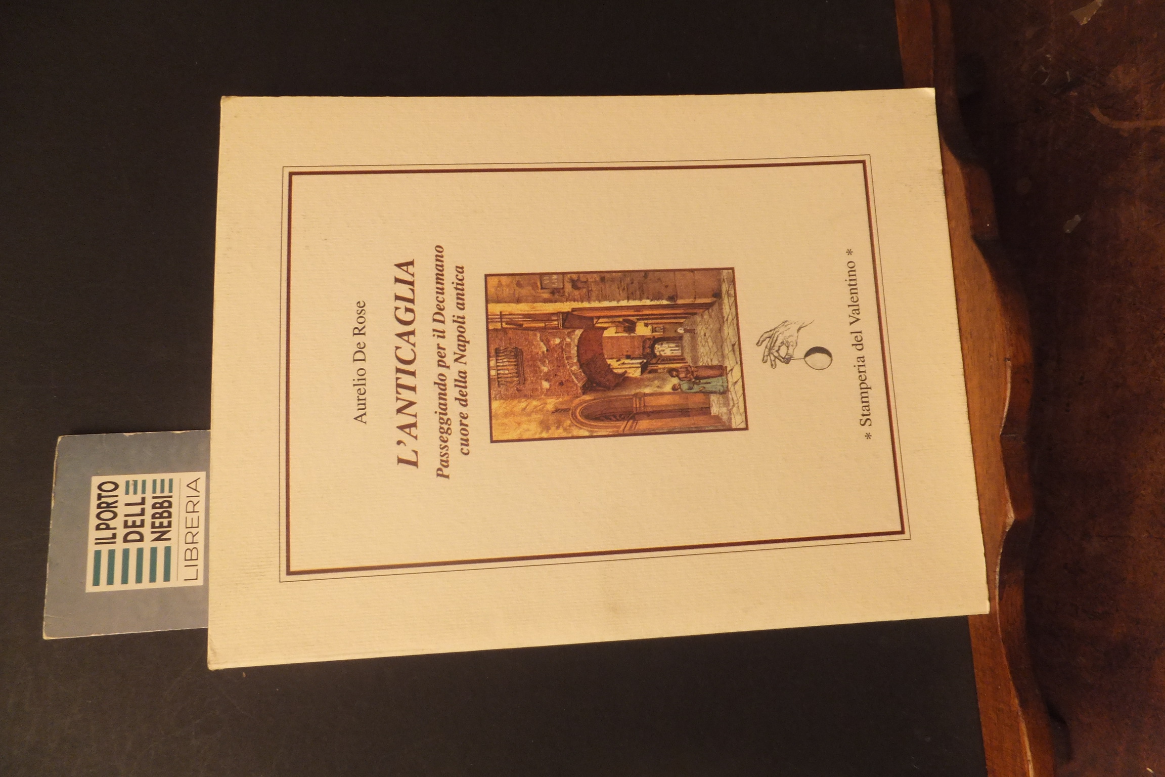L'ANTICAGLIA PASSEGGIANDO PER IL DECUMANO CUORE DELLA NAPOLI ANTICA AURELIO …