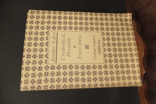 L'OMBRELLO DI PICCADILLY ESSERE POETA