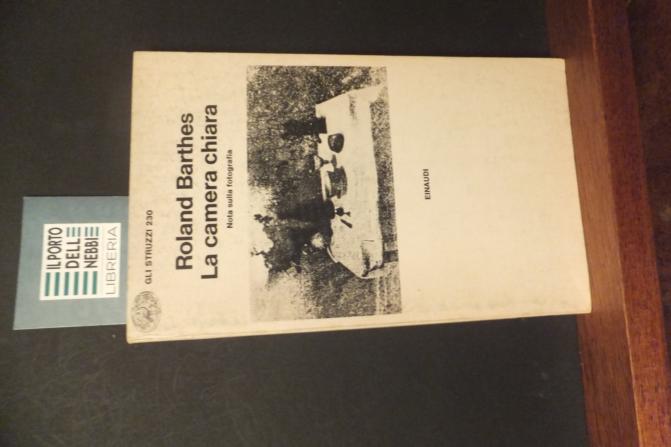LA CAMERA CHIARA NOTA SULLA FOTOGRAFIA ROLAND BARTHES